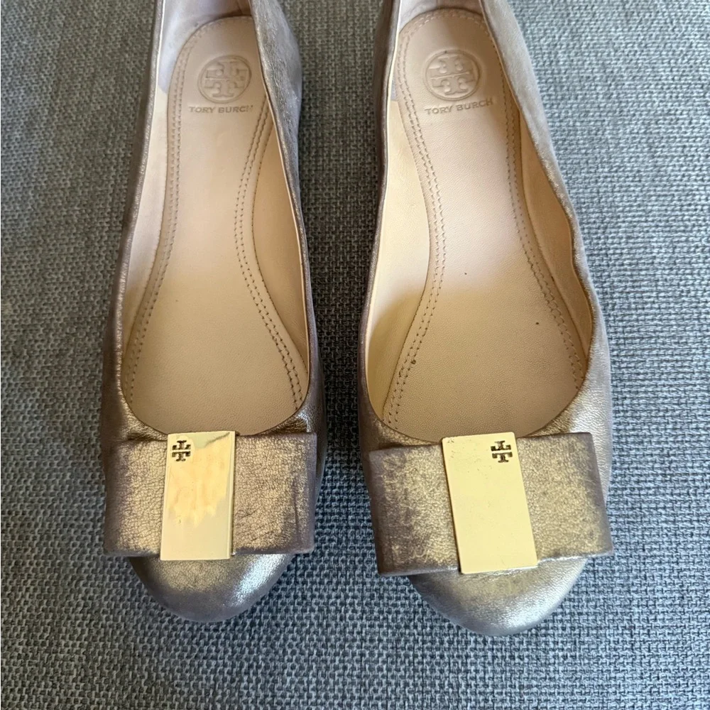 Tory Burch Gold Metallic Bow Leather Ballet Flats with Logo Plaque